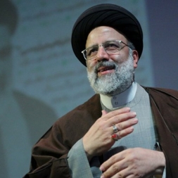 مراسم روز دانشجو: حجت الاسلام رئیسی به دانشگاه تهران می رود